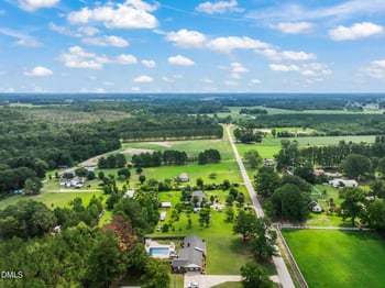 1718 Aman Dairy Rd, Dunn, NC 28334
