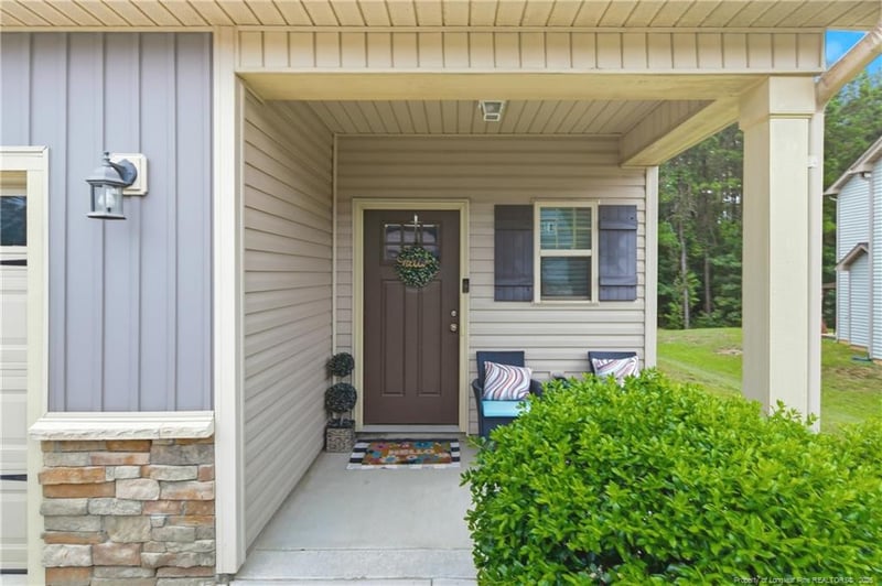 1718 Cherry Point Dr, Fayetteville, NC 28306