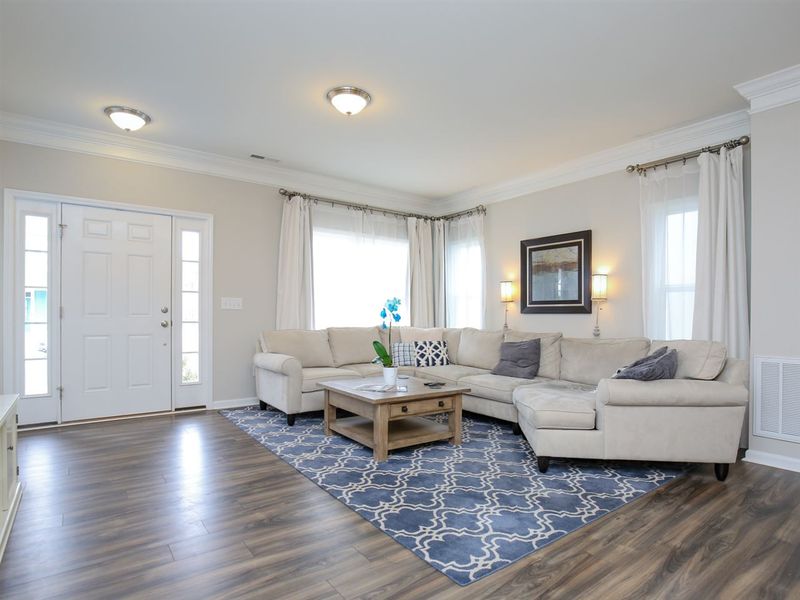 1718 Main Divide Dr, Wake Forest, NC 27587