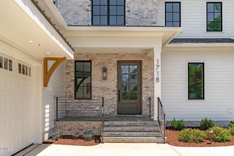 1718 Piccadilly Ln, Raleigh, NC 27608