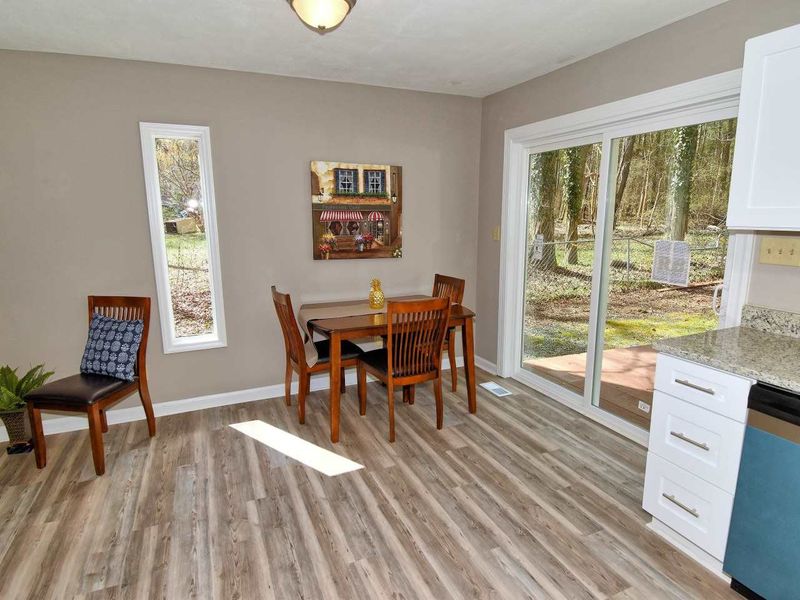 1718 Wildcat Ln, Chapel Hill, NC 27516
