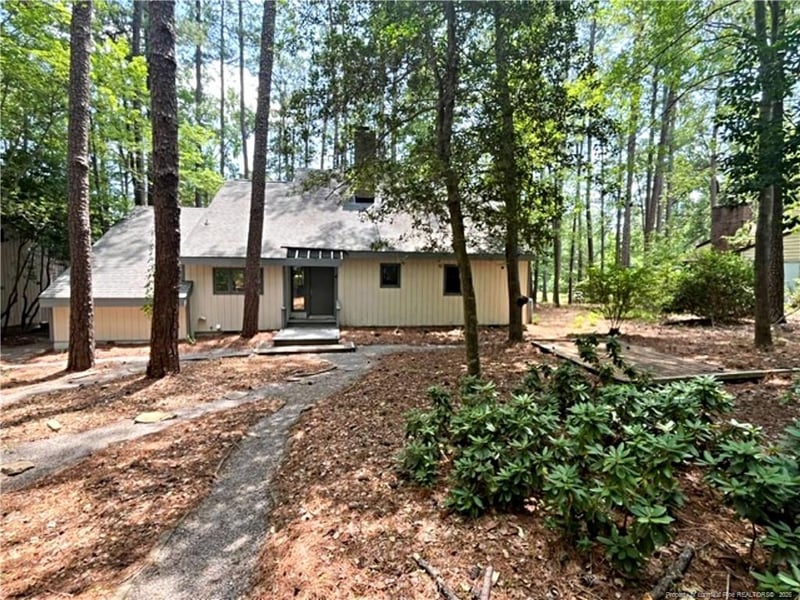 1719 Margarita Ln, Sanford, NC 27332