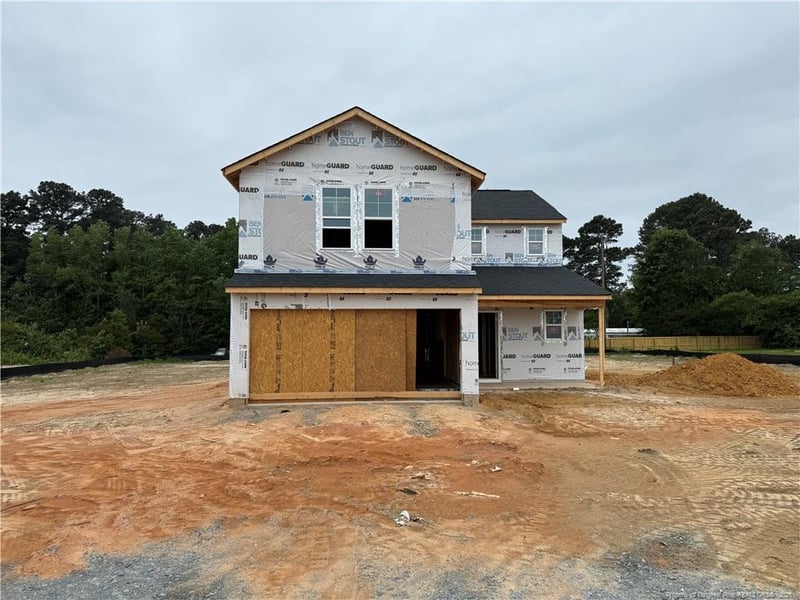 172 Baxley Dr, Dunn, NC 28334
