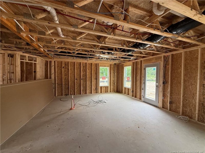 172 Baxley Dr, Dunn, NC 28334