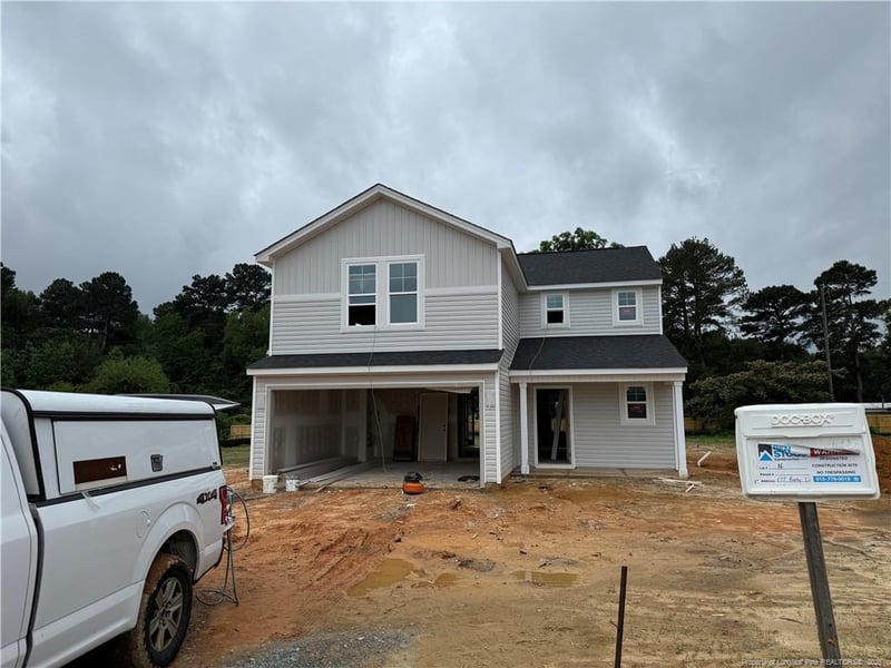 172 Baxley Dr, Dunn, NC 28334