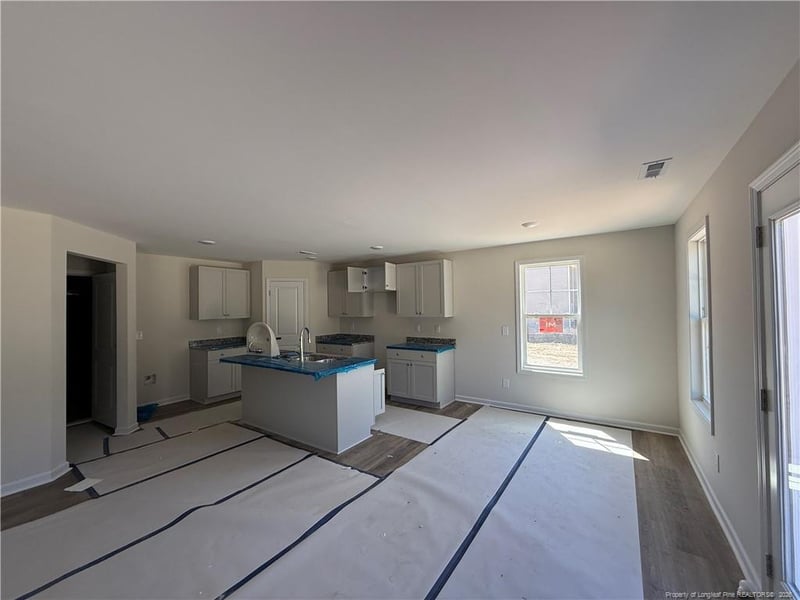 172 Baxley Dr, Dunn, NC 28334