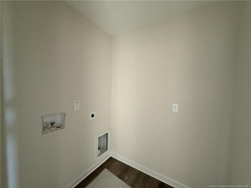 172 Baxley Dr, Dunn, NC 28334
