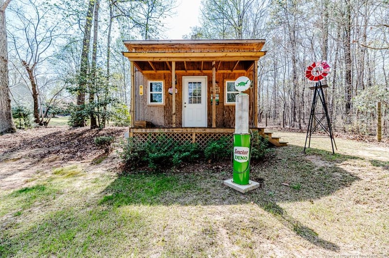 172 Canyon Creek Dr, Sanford, NC 27330