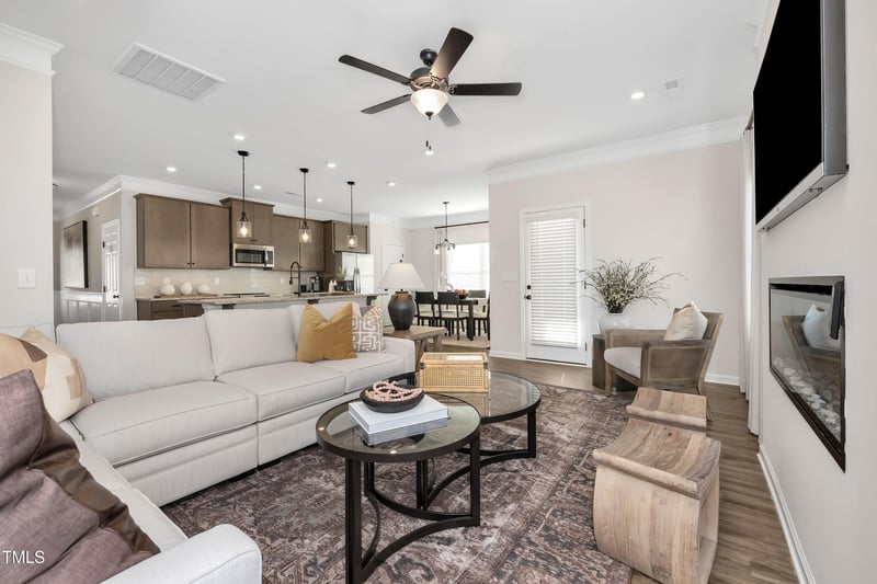 172 Courtside Dr, Dunn, NC 28334