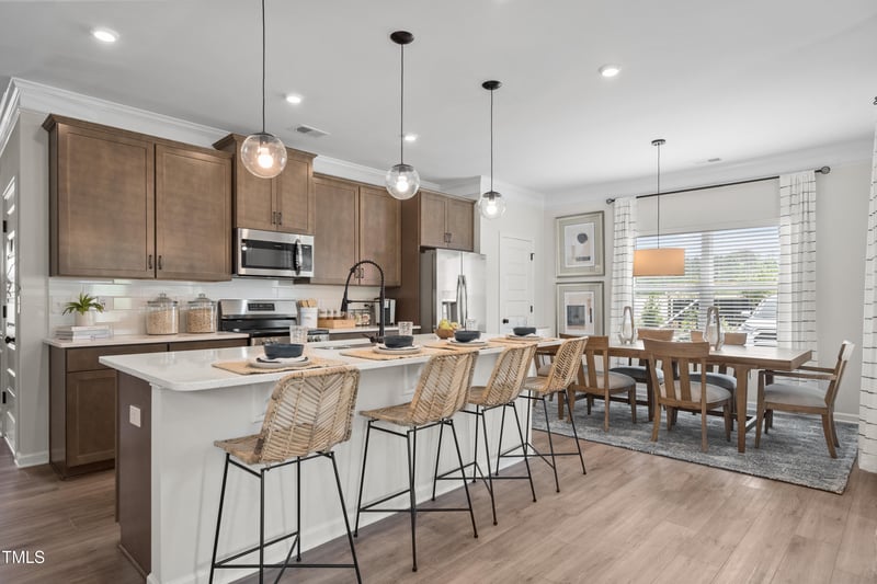 172 Courtside Dr, Dunn, NC 28334