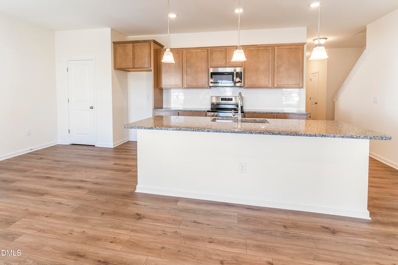 172 Courtside Dr, Dunn, NC 28334