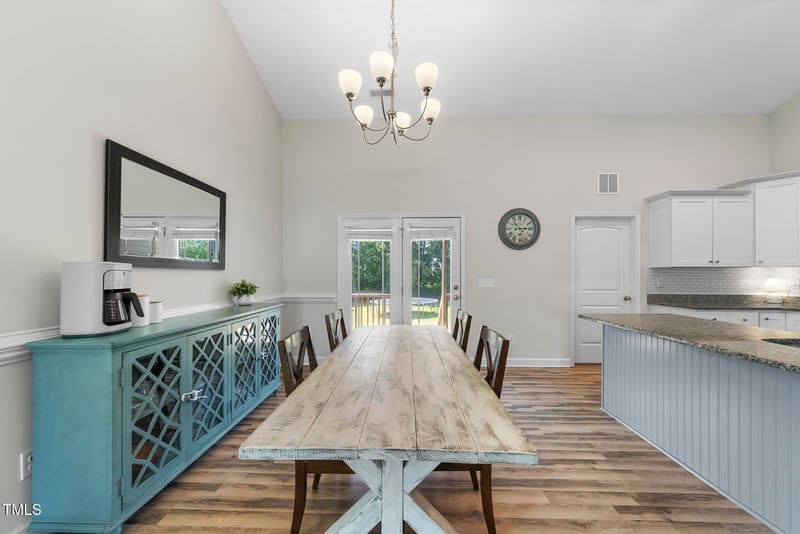 172 Fox Run Ct, Benson, NC 27504