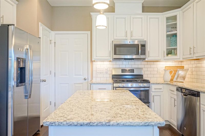 172 Gunderson Ln, Garner, NC 27529