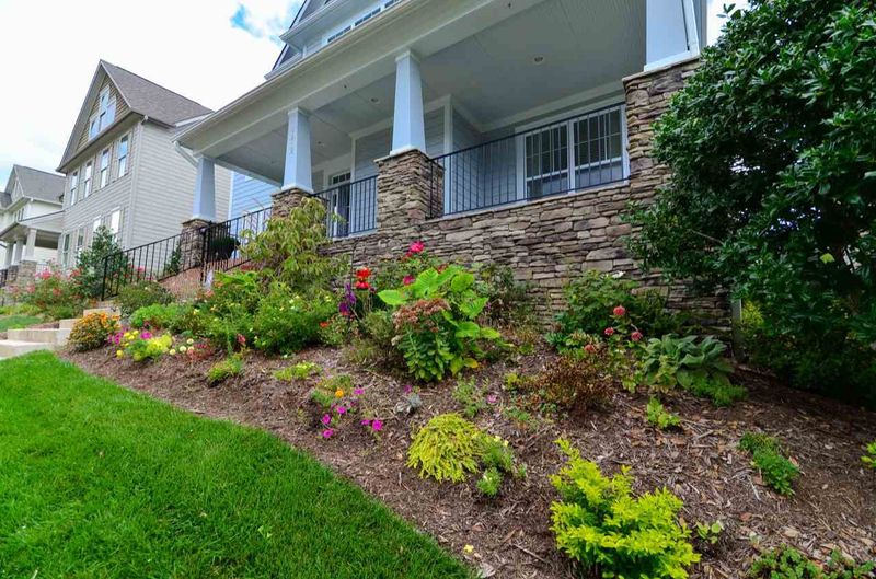 172 Hill Creek Blvd, Chapel Hill, NC 27516