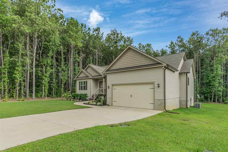 172 Moss Landing Dr, Selma, NC 27576