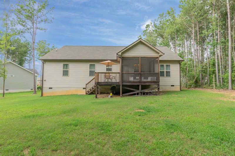 172 Moss Landing Dr, Selma, NC 27576
