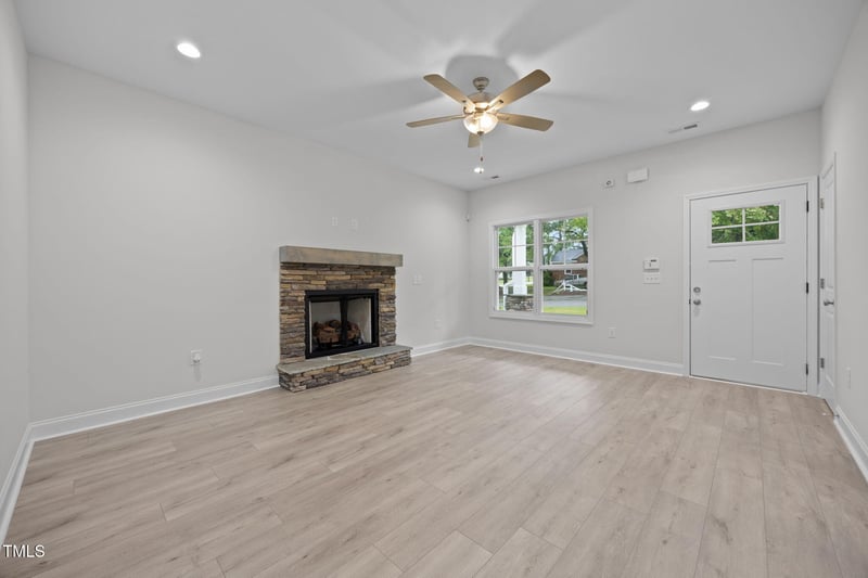 172 Old Rd, Lillington, NC 27546