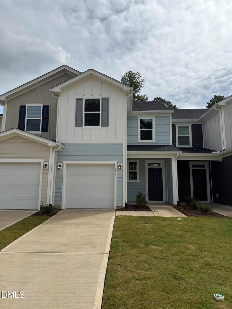 172 Parker Ln, Mebane, NC 27302