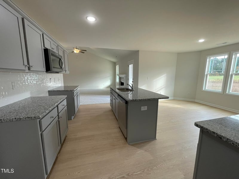 172 Tulipfield Way, Benson, NC 27504