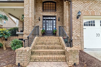 172 Valleycruise Cir, Garner, NC 27529