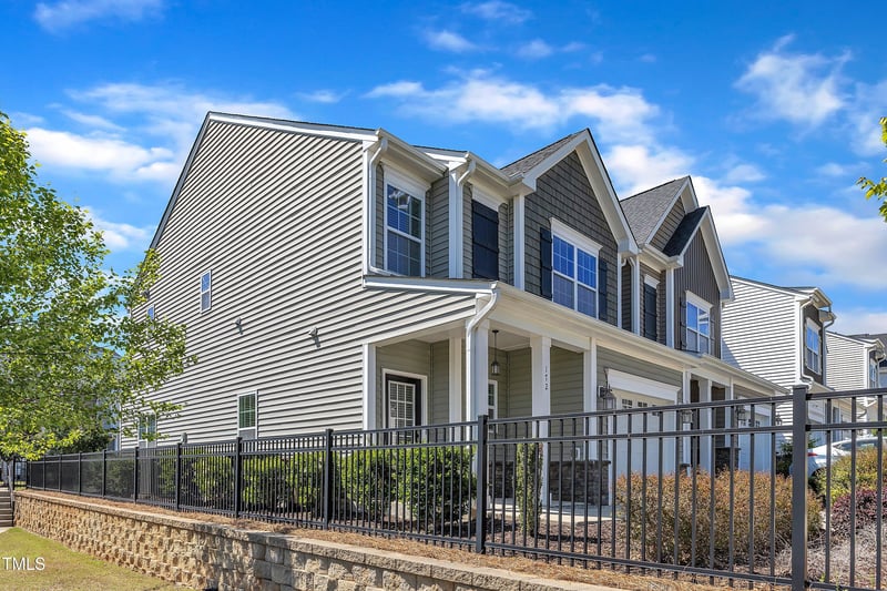 172 Wellons Creek Dr, Garner, NC 27529