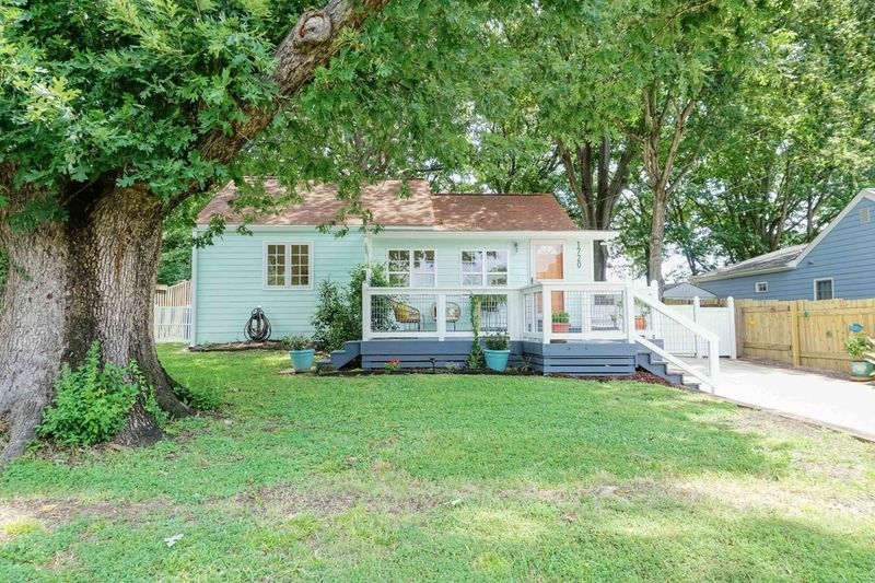 1720 Bennett St, Raleigh, NC 27604