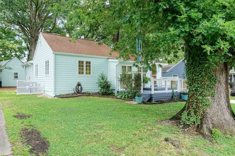 1720 Bennett St, Raleigh, NC 27604