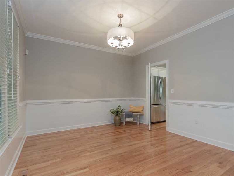 1720 Leigh Dr, Raleigh, NC 27603
