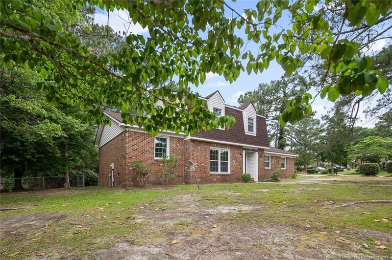 1720 Paisley Ave, Fayetteville, NC 28304