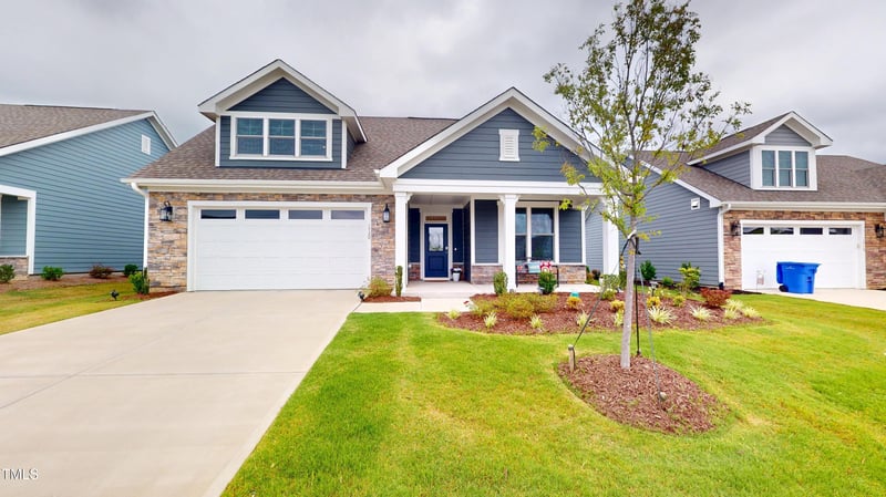 1720 Pinecliff Ct, Fuquay Varina, NC 27526