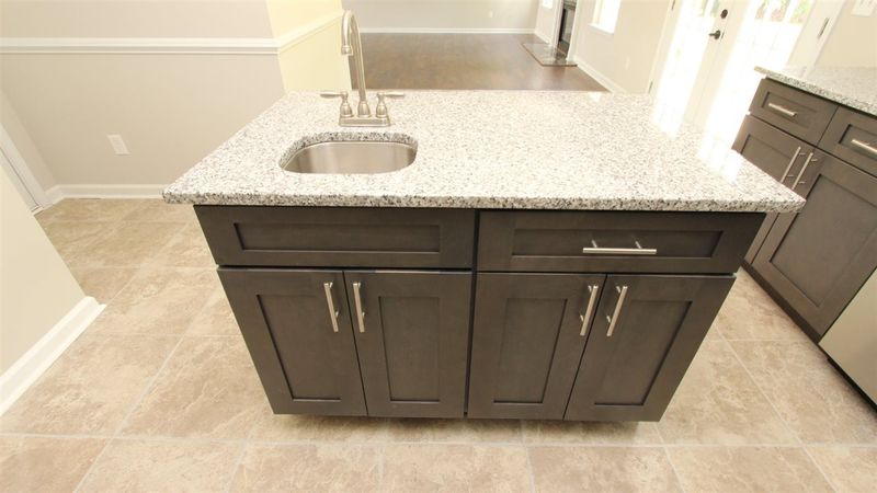 1720 E Ridge Heights Dr, Fuquay Varina, NC 27526