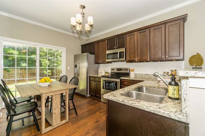 1721 E Lenoir St, Raleigh, NC 27610