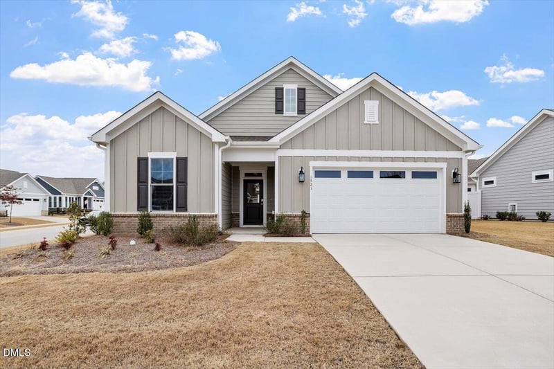 1721 Pinecliff Ct, Fuquay Varina, NC 27526