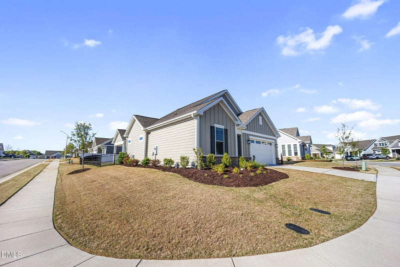 1721 Pinecliff Ct, Fuquay Varina, NC 27526