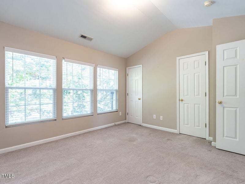 1721 Sorrell Brook Way, Raleigh, NC 27609