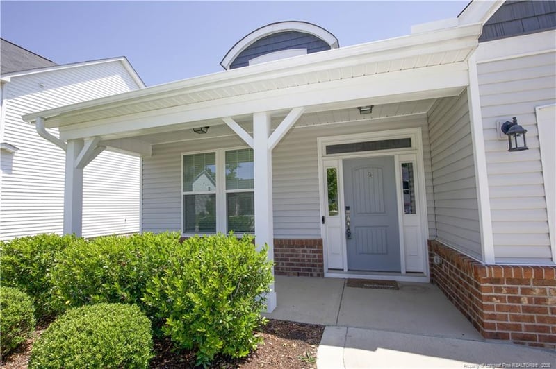 1721 Stackhouse Dr, Fayetteville, NC 28314