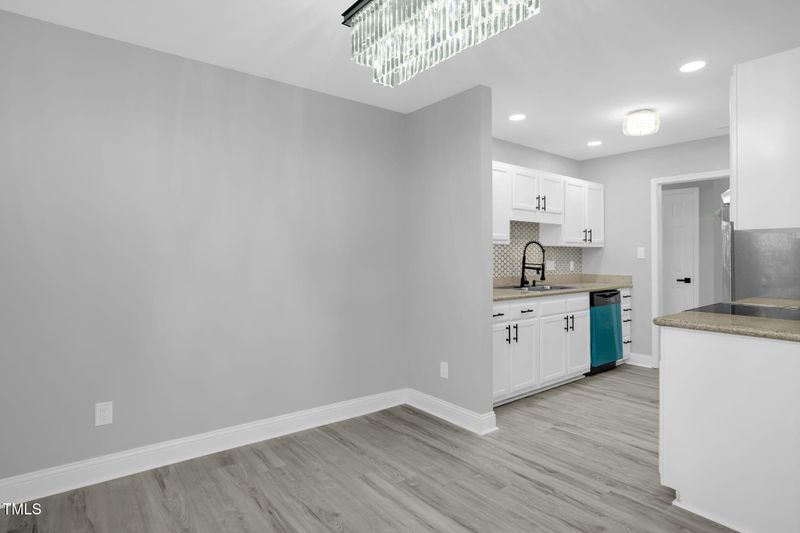 1721 Winway Dr, Raleigh, NC 27610