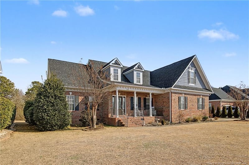 1722 Holloman Dr, Fayetteville, NC 28312