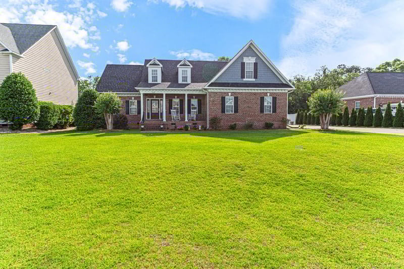1722 Holloman Dr, Fayetteville, NC 28312