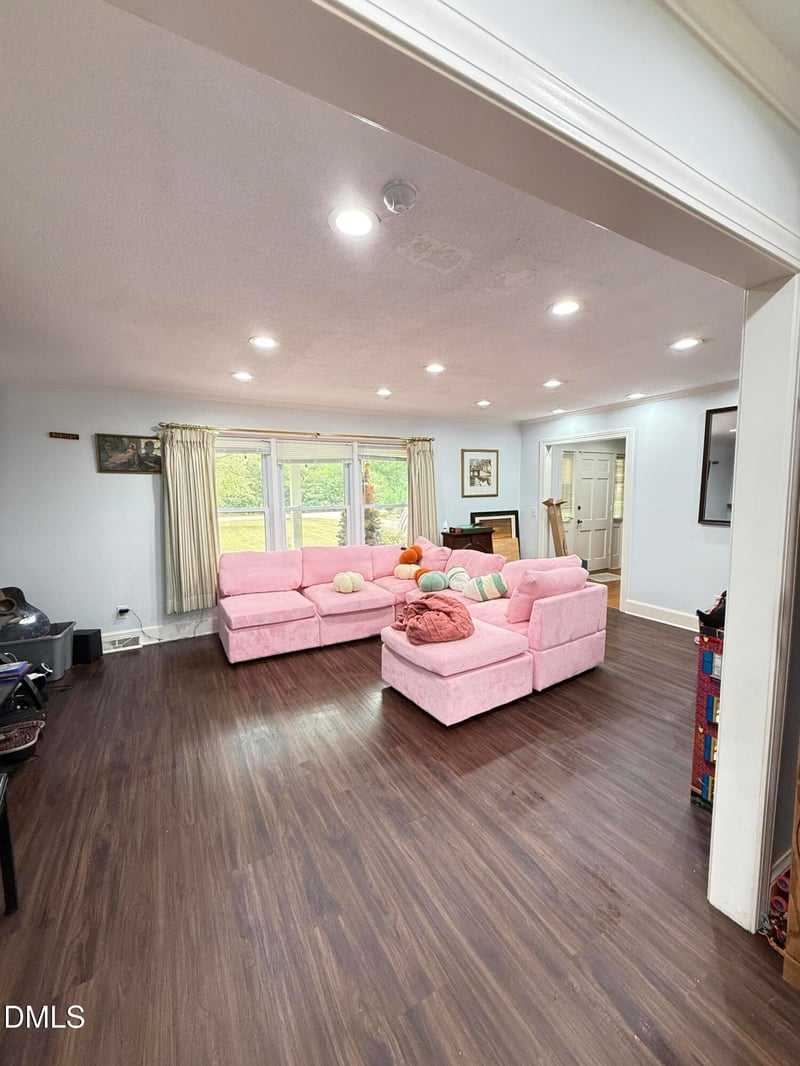 1722 Middleton Rd, Goldsboro, NC 27530