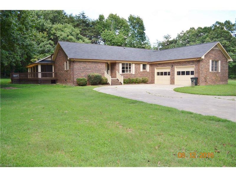 1722 Sandy Cross Rd, Burlington, NC 27217