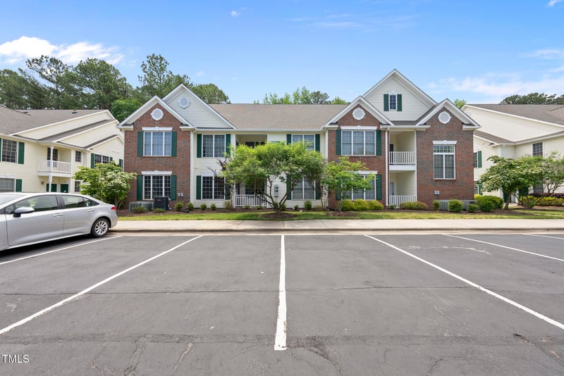 1723 Kudrow Ln, Morrisville, NC 27560