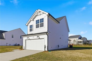 1723 Man O War Dr, Hope Mills, NC 28348