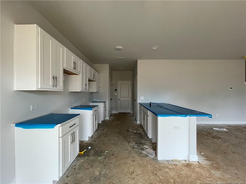 1723 Man O War Dr, Hope Mills, NC 28348