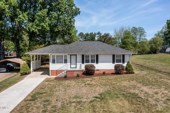 1723 Power Line Rd, Elon, NC 27244