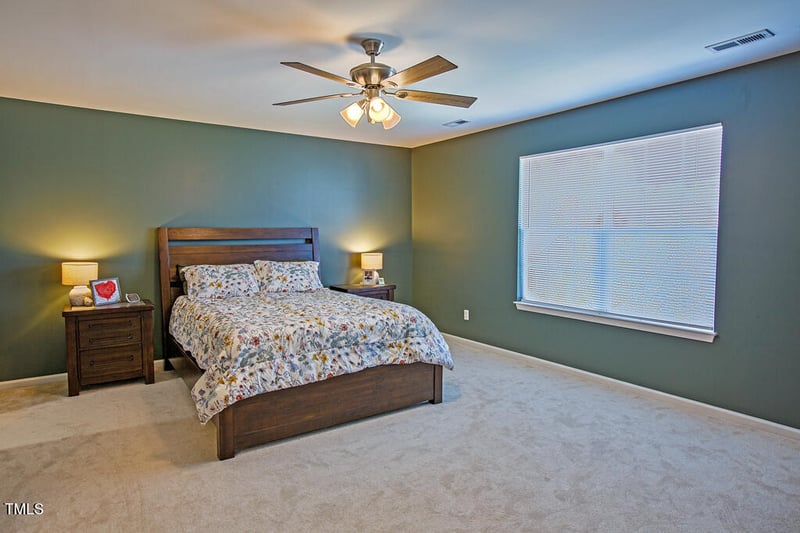 1724 Ridge Heights Dr, Fuquay Varina, NC 27526