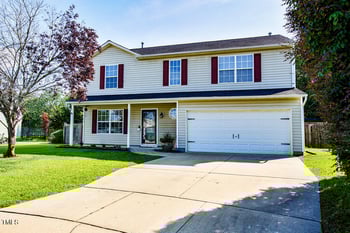 1724 Ridge Heights Dr, Fuquay Varina, NC 27526