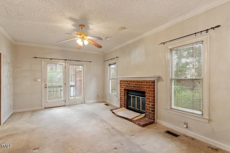 1725 Briarforest Pl, Raleigh, NC 27615