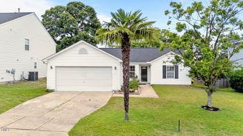 1725 Honey Springs Ave, Fuquay Varina, NC 27526