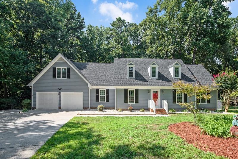 1725 Sunderland Ct, Raleigh, NC 27603